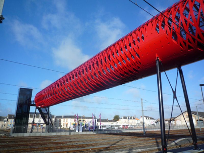 La Roche-sur-Yon Opens in Formal Ceremony